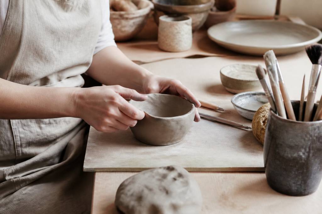 Atelier ceramique : idées, outils et techniques pour débuter